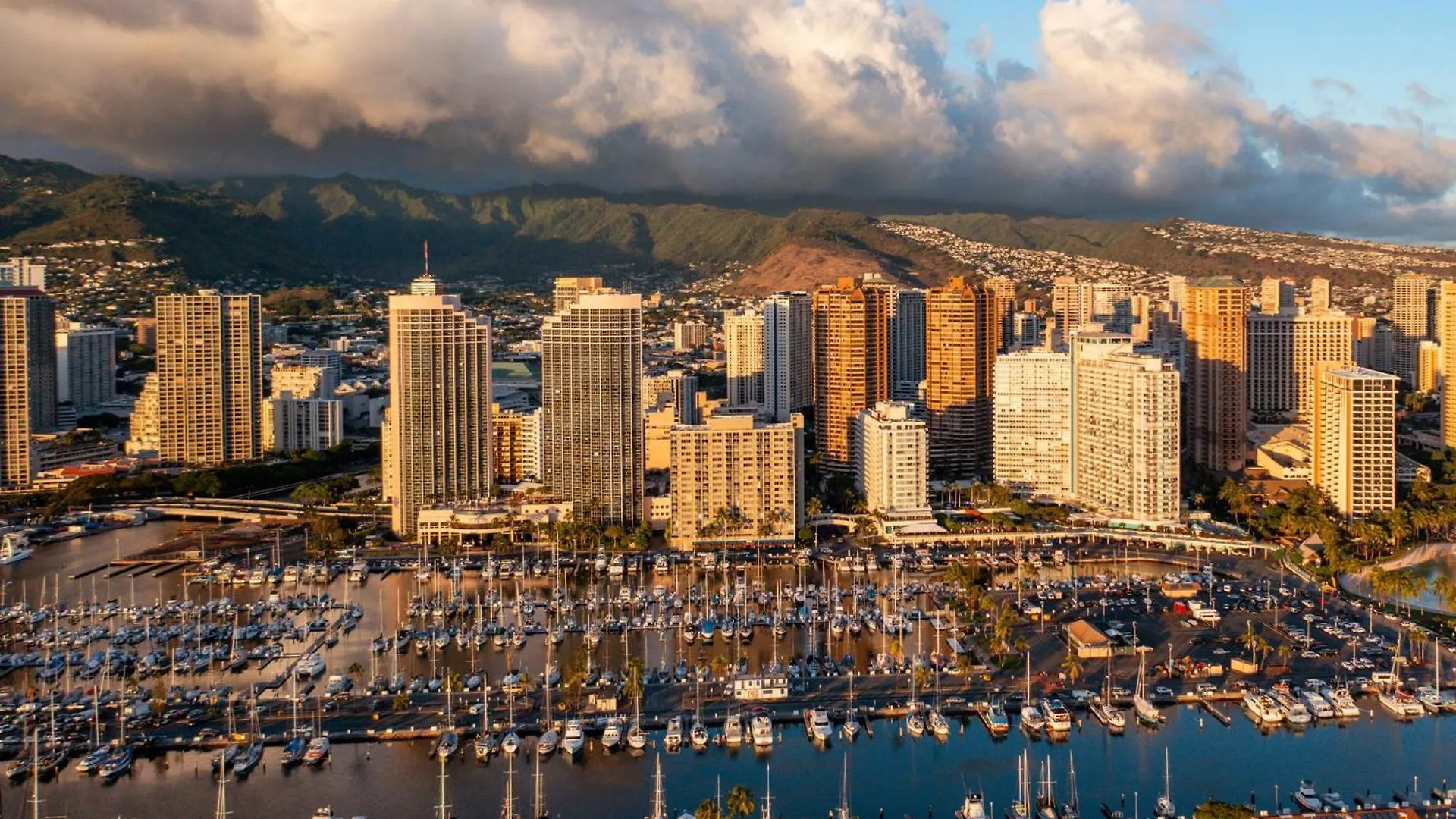 Oceanfront Renovated Getaway In Waikiki Apartman Honolulu Amerikai Egyesült Államok