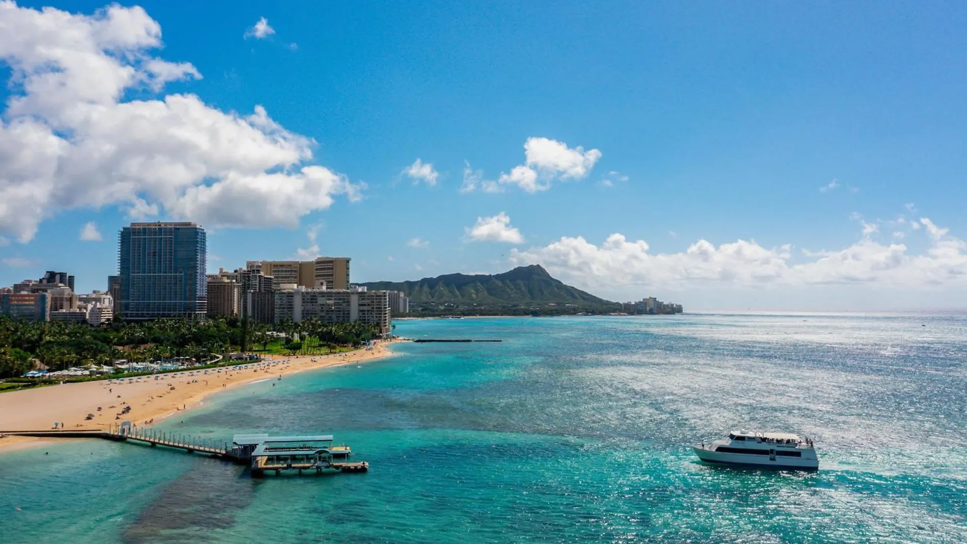 Oceanfront Renovated Getaway In Waikiki Apartman Honolulu