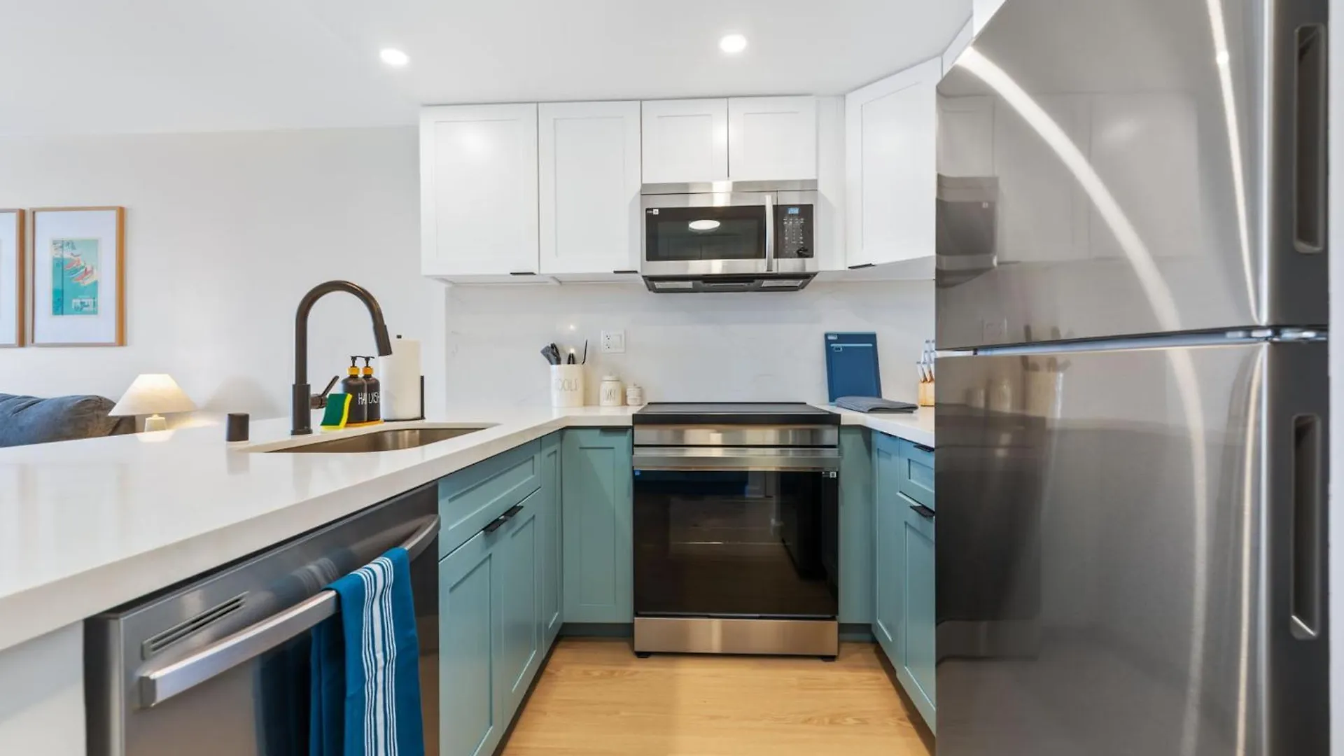 Oceanfront Renovated Getaway In Waikiki Apartman Honolulu 0*,